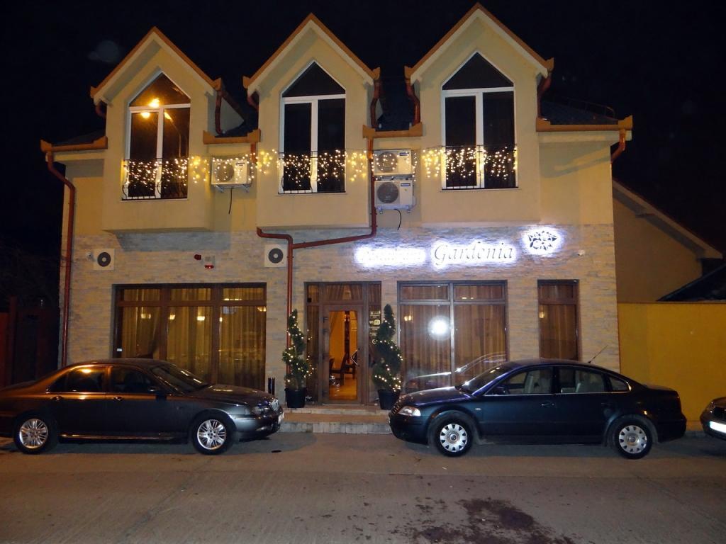 Vila Gardenia Hotel ออราแด ภายนอก รูปภาพ